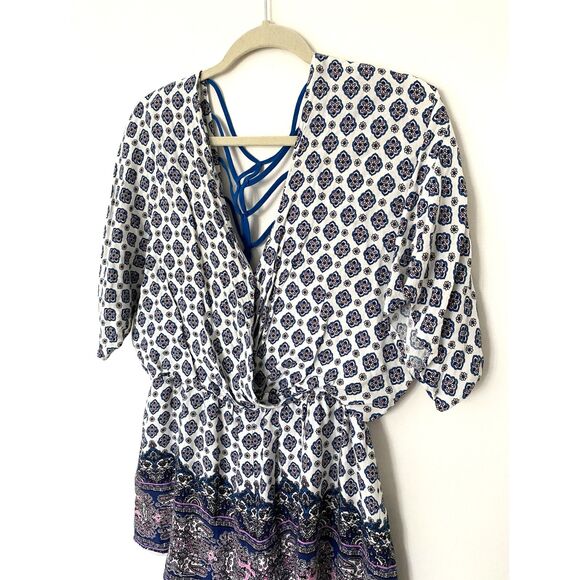 Lulus Bright Alright Ivory Blue Print Romper Surplice Bodice Open Back Sz XL - Picture 9 of 10